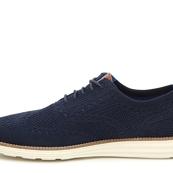 Shoes main image 4
